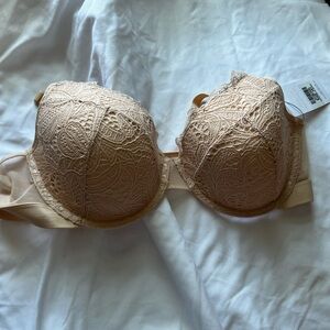 Lively Bra NWT